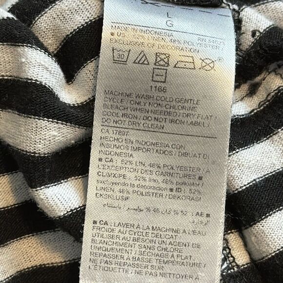 OLD NAVY-classic t-shirt- size L‎ - Picture 5 of 6